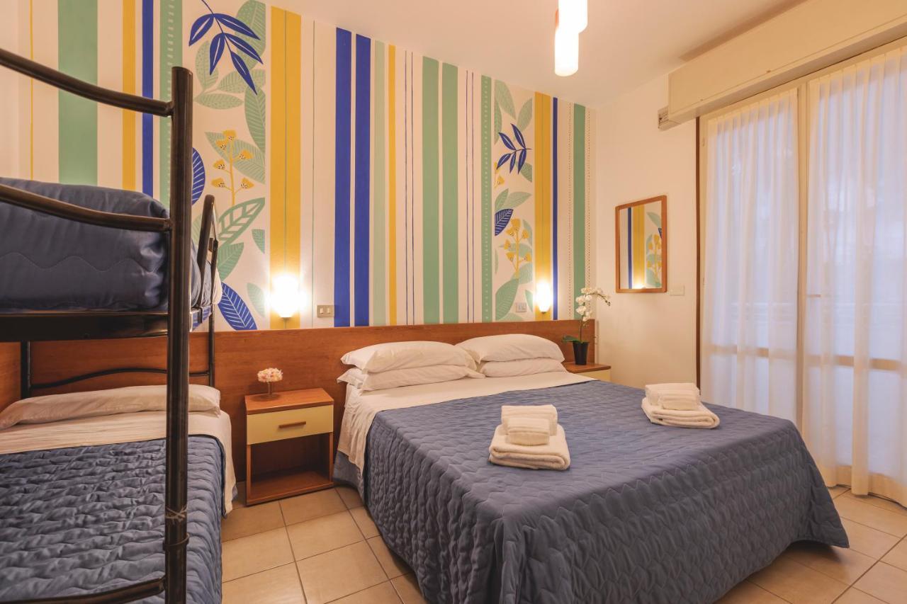 Hotel Clift Cervia Esterno foto